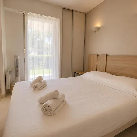 Apartment In Golfe-juan With Pool Garden & Parking